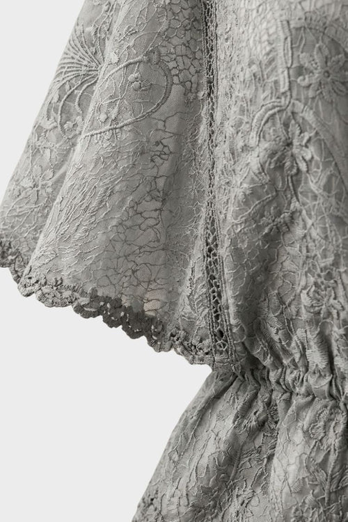 Damen Bluse mit Stickerei | Transparente Ärmel & Rundhalsausschnitt