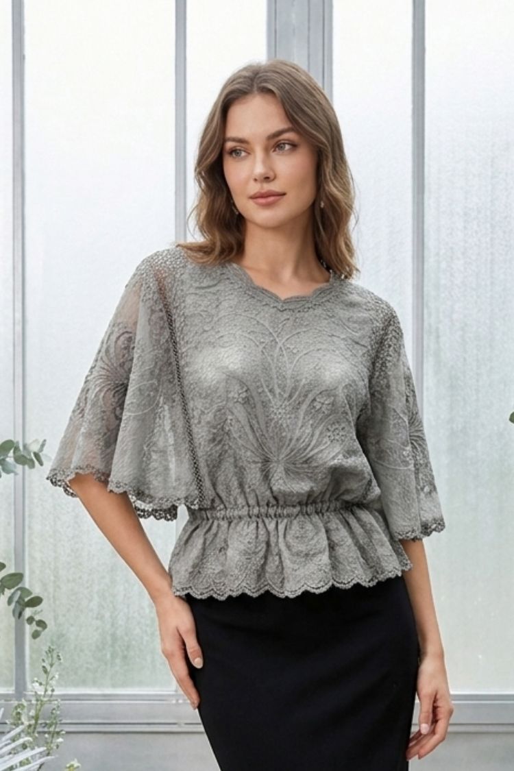 Damen Bluse mit Stickerei | Transparente Ärmel & Rundhalsausschnitt
