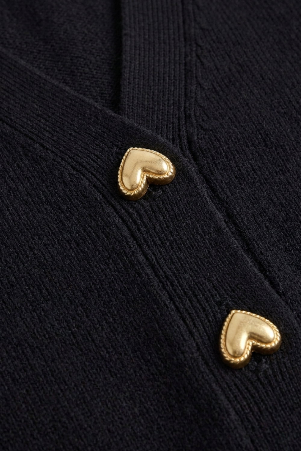 Damen Knopf-Cardigan | V-Ausschnitt & Goldfarbene Knöpfe